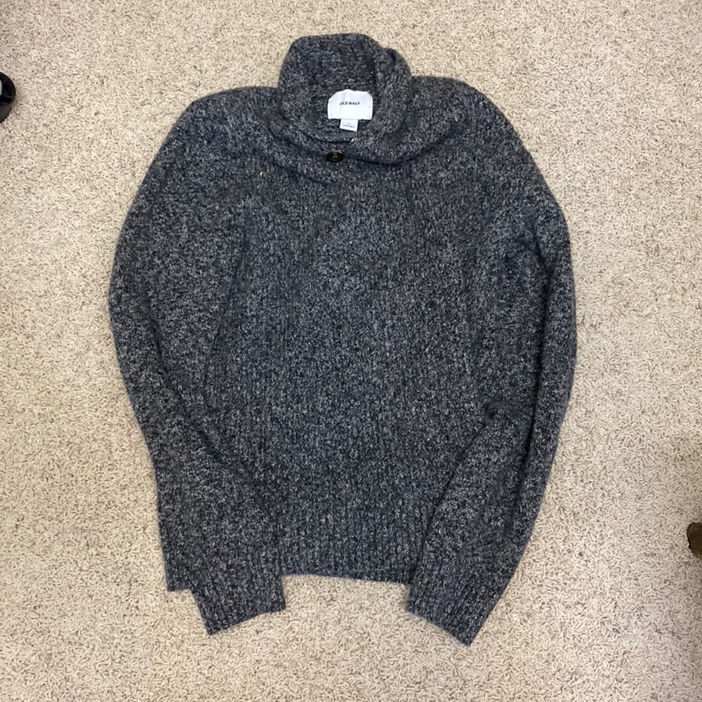 Men’s Sweater Sized Small
